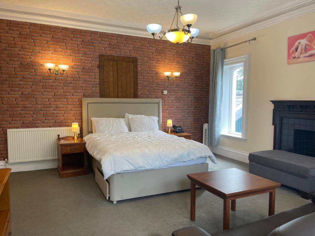 Milverton Hotel By Bevolve - Free Parking Manchester Bagian luar foto