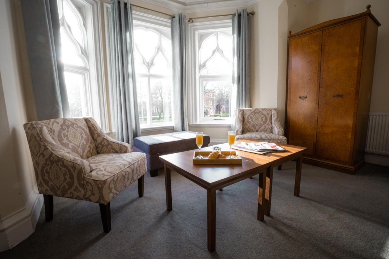 Milverton Hotel By Bevolve - Free Parking Manchester Bagian luar foto